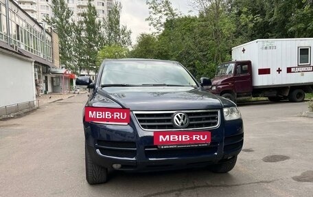 Volkswagen Touareg III, 2004 год, 999 999 рублей, 2 фотография