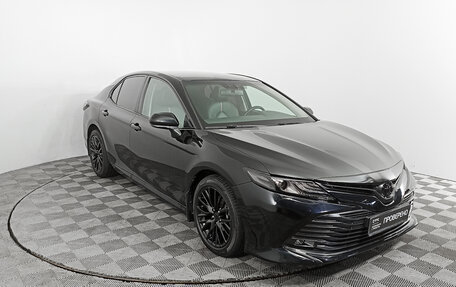 Toyota Camry, 2018 год, 2 415 000 рублей, 3 фотография