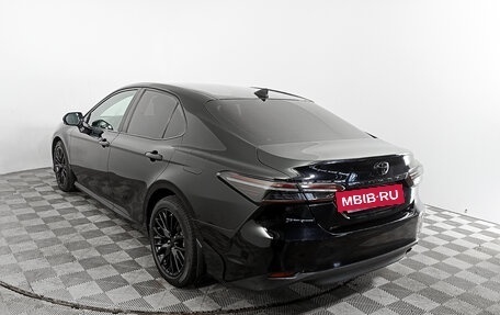 Toyota Camry, 2018 год, 2 415 000 рублей, 7 фотография