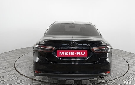 Toyota Camry, 2018 год, 2 415 000 рублей, 6 фотография