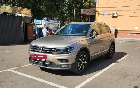 Volkswagen Tiguan II, 2018 год, 2 650 000 рублей, 5 фотография