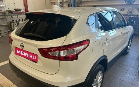 Nissan Qashqai, 2017 год, 1 875 000 рублей, 5 фотография