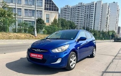 Hyundai Solaris II рестайлинг, 2011 год, 1 200 000 рублей, 1 фотография