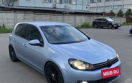 Volkswagen Golf VI, 2012 год, 920 000 рублей, 2 фотография