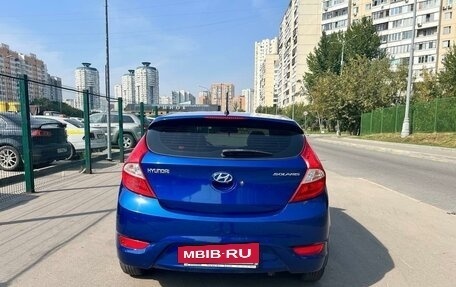 Hyundai Solaris II рестайлинг, 2011 год, 1 200 000 рублей, 6 фотография