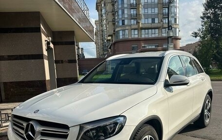 Mercedes-Benz GLC, 2015 год, 3 300 000 рублей, 1 фотография