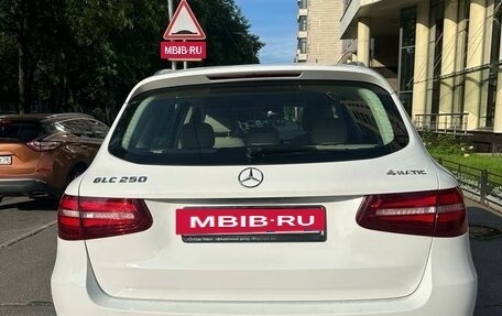 Mercedes-Benz GLC, 2015 год, 3 300 000 рублей, 4 фотография