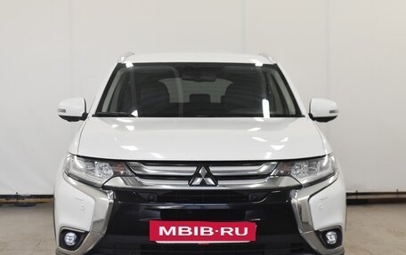 Mitsubishi Outlander III рестайлинг 3, 2018 год, 2 190 000 рублей, 3 фотография