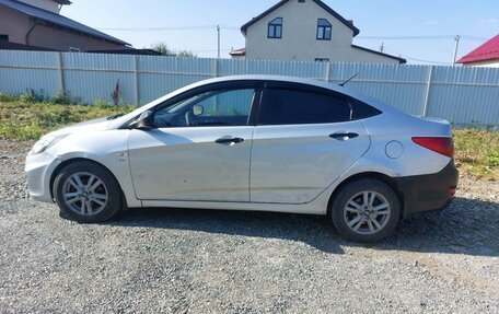 Hyundai Solaris II рестайлинг, 2013 год, 480 000 рублей, 6 фотография