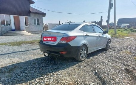 Hyundai Solaris II рестайлинг, 2013 год, 480 000 рублей, 4 фотография