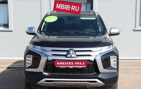 Mitsubishi Pajero Sport III рестайлинг, 2021 год, 3 999 000 рублей, 2 фотография