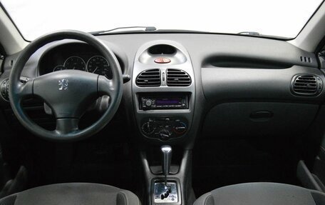 Peugeot 206, 2006 год, 327 000 рублей, 13 фотография