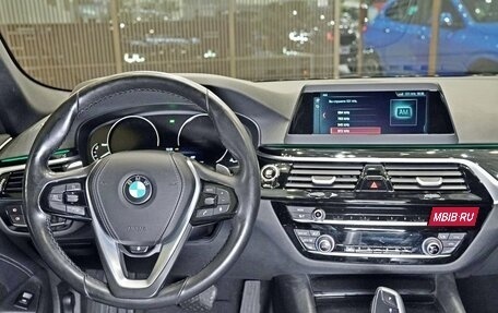 BMW 5 серия, 2019 год, 3 930 000 рублей, 9 фотография