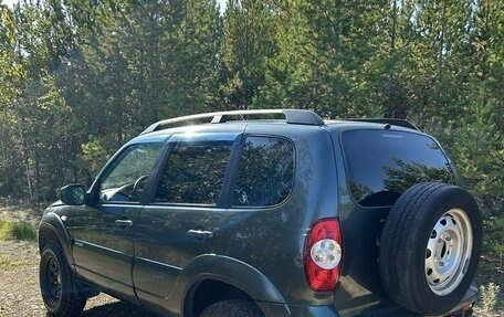 Chevrolet Niva I рестайлинг, 2011 год, 600 000 рублей, 9 фотография