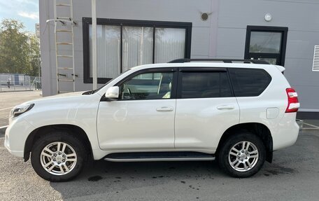 Toyota Land Cruiser Prado 150 рестайлинг 2, 2014 год, 4 400 000 рублей, 3 фотография