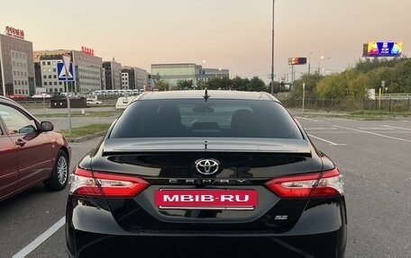 Toyota Camry, 2019 год, 2 800 000 рублей, 3 фотография