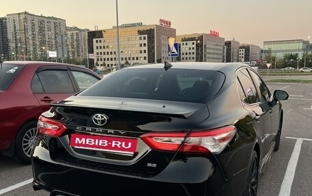 Toyota Camry, 2019 год, 2 800 000 рублей, 4 фотография