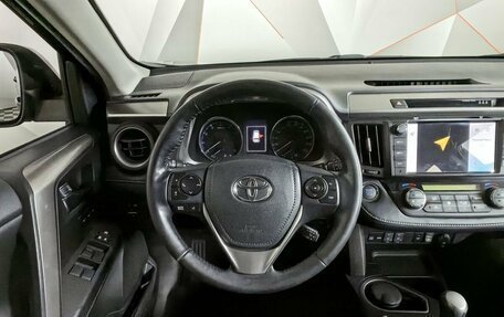 Toyota RAV4, 2018 год, 2 818 000 рублей, 15 фотография