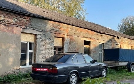 BMW 5 серия, 1989 год, 230 000 рублей, 3 фотография