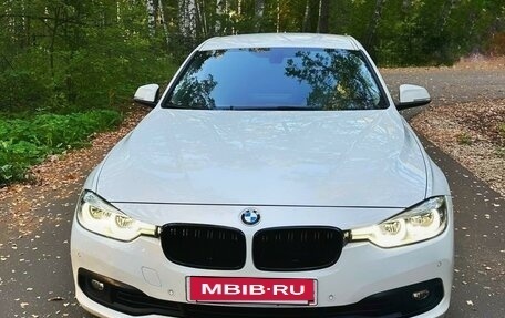 BMW 3 серия, 2016 год, 2 950 000 рублей, 2 фотография