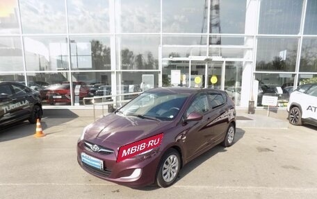 Hyundai Solaris II рестайлинг, 2013 год, 957 000 рублей, 1 фотография