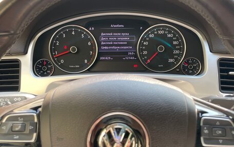 Volkswagen Touareg III, 2011 год, 2 000 000 рублей, 9 фотография