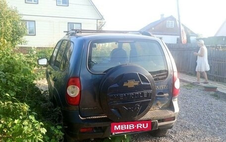 Chevrolet Niva I рестайлинг, 2009 год, 320 000 рублей, 2 фотография