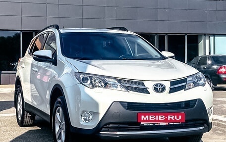 Toyota RAV4, 2013 год, 2 149 700 рублей, 2 фотография