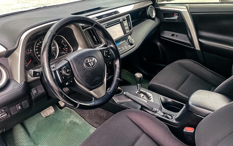 Toyota RAV4, 2013 год, 2 149 700 рублей, 14 фотография