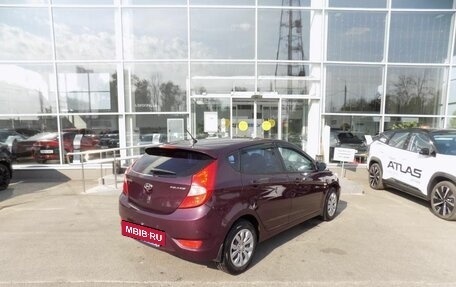 Hyundai Solaris II рестайлинг, 2013 год, 957 000 рублей, 5 фотография