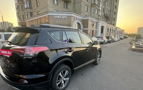 Toyota RAV4, 2018 год, 3 050 000 рублей, 3 фотография