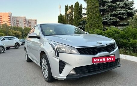 KIA Rio IV, 2020 год, 1 500 000 рублей, 9 фотография