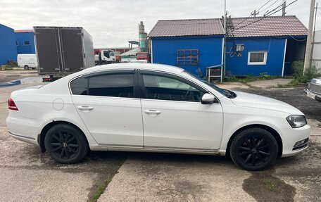 Volkswagen Passat B7, 2011 год, 950 000 рублей, 3 фотография