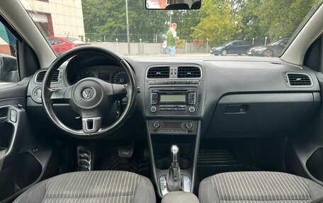 Volkswagen Polo VI (EU Market), 2012 год, 800 000 рублей, 5 фотография