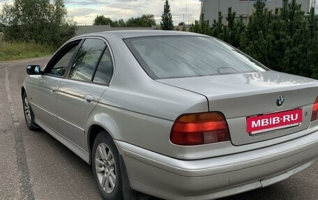 BMW 5 серия, 2000 год, 750 000 рублей, 2 фотография