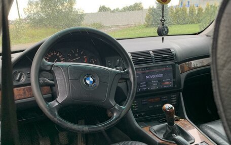 BMW 5 серия, 2000 год, 750 000 рублей, 8 фотография