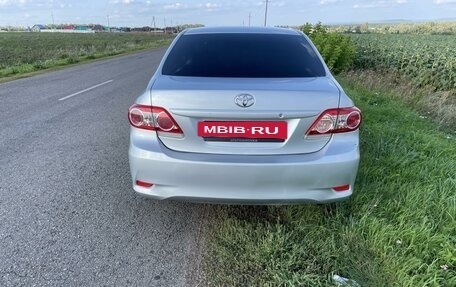 Toyota Corolla, 2011 год, 1 300 000 рублей, 5 фотография