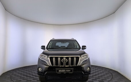 Toyota Land Cruiser Prado 150 рестайлинг 2, 2016 год, 3 950 000 рублей, 2 фотография