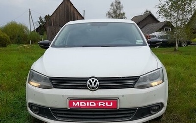 Volkswagen Jetta VI, 2013 год, 1 300 000 рублей, 1 фотография