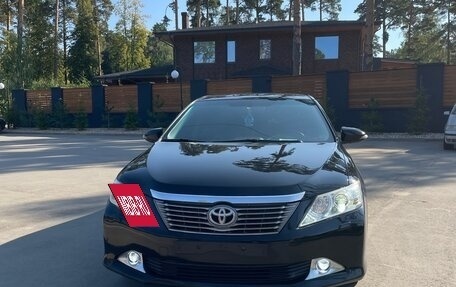 Toyota Camry, 2012 год, 1 600 000 рублей, 2 фотография