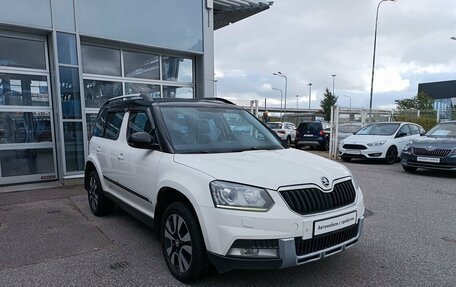 Skoda Yeti I рестайлинг, 2015 год, 1 095 000 рублей, 3 фотография