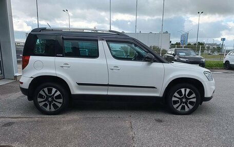 Skoda Yeti I рестайлинг, 2015 год, 1 095 000 рублей, 5 фотография