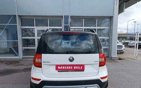 Skoda Yeti I рестайлинг, 2015 год, 1 095 000 рублей, 7 фотография