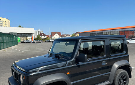 Suzuki Jimny, 2020 год, 2 900 000 рублей, 3 фотография