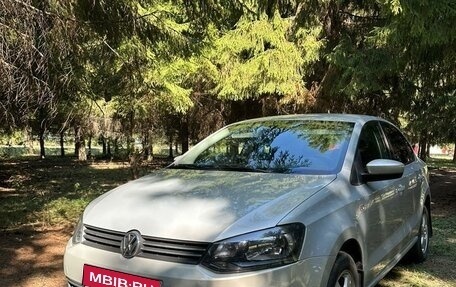 Volkswagen Polo VI (EU Market), 2012 год, 990 000 рублей, 1 фотография