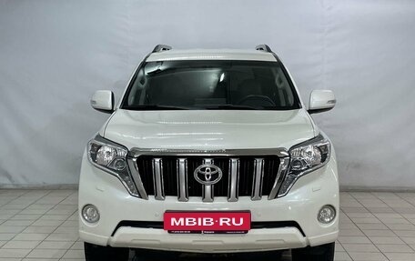 Toyota Land Cruiser Prado 150 рестайлинг 2, 2015 год, 3 945 000 рублей, 3 фотография