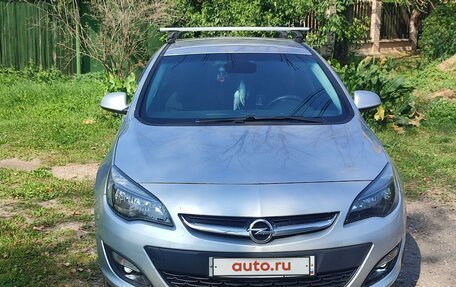 Opel Astra J, 2014 год, 1 030 000 рублей, 2 фотография