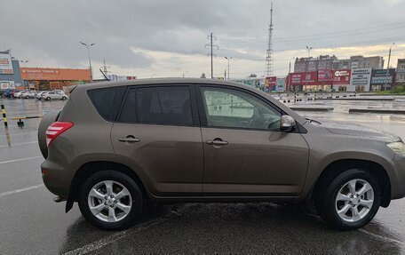 Toyota RAV4, 2011 год, 1 800 000 рублей, 10 фотография