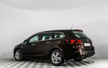 Opel Astra J, 2013 год, 699 555 рублей, 7 фотография