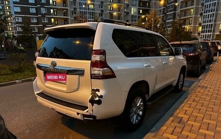 Toyota Land Cruiser Prado 150 рестайлинг 2, 2015 год, 3 450 000 рублей, 4 фотография